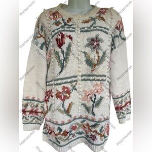 True VINTAGE 1990s Tunic Sweater Full Knit Floral Roses Flowers Puffballs M L